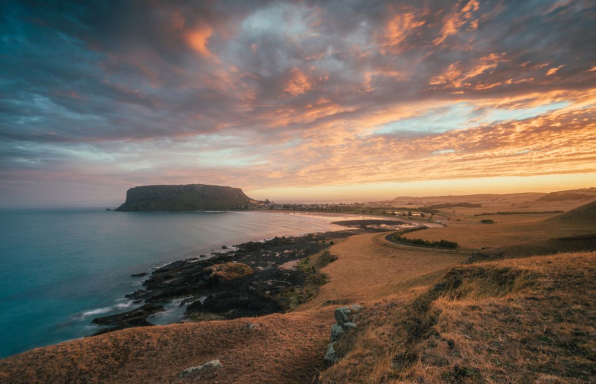 Tasmania_The_Nut_Stanley_CREDIT_Tourism_Tasmania_Jason_Charles_Hill_uyuxj7.jpg